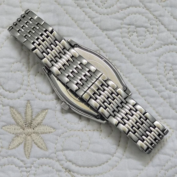 VTG Kolber Geneve Tonneau Men's Watch K8420 Silver Large Wrist Quartz Guilloche